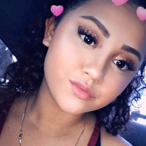 Meet your Posher, Dulce